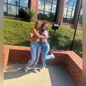 Meet your Posher, Izzy